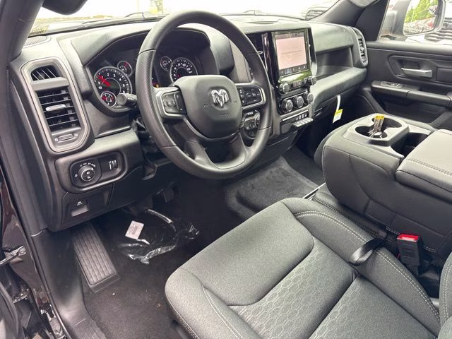 2026 Diamond Black Crystal Pearlcoat Ram 1500 Express 4X4 Truck