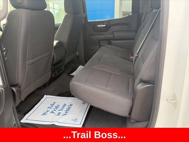 2022 Summit White Chevrolet Silverado 1500 Custom Trail Boss 4X4 Truck