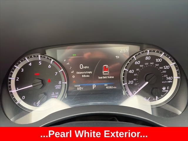 2023 Pearl Toyota Highlander XLE FWD SUV