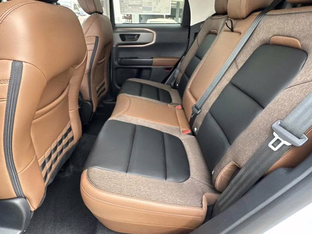 2026 Oxford White Ford Bronco Sport Outer Banks 4X4 SUV