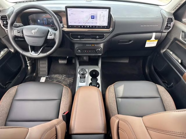 2026 Oxford White Ford Bronco Sport Outer Banks 4X4 SUV