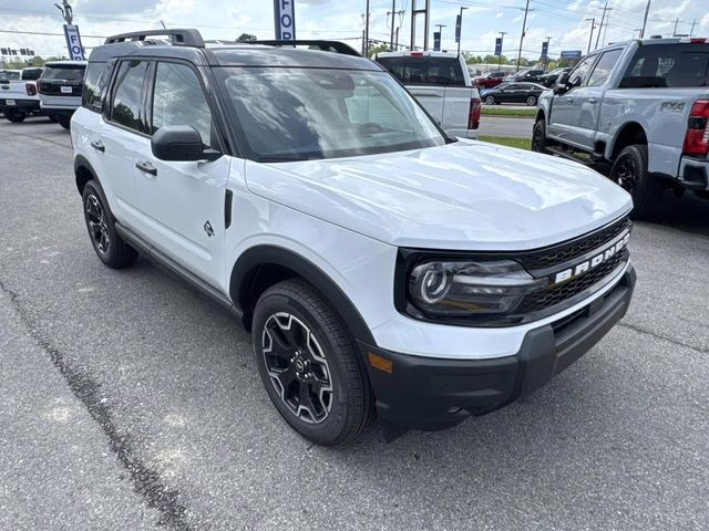 2026 Oxford White Ford Bronco Sport Outer Banks 4X4 SUV