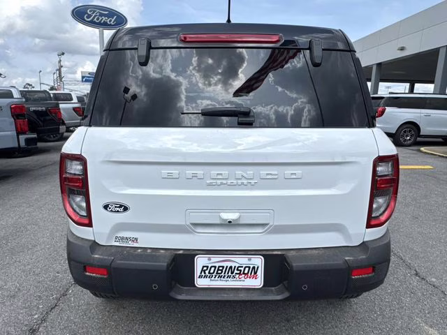 2026 Oxford White Ford Bronco Sport Outer Banks 4X4 SUV