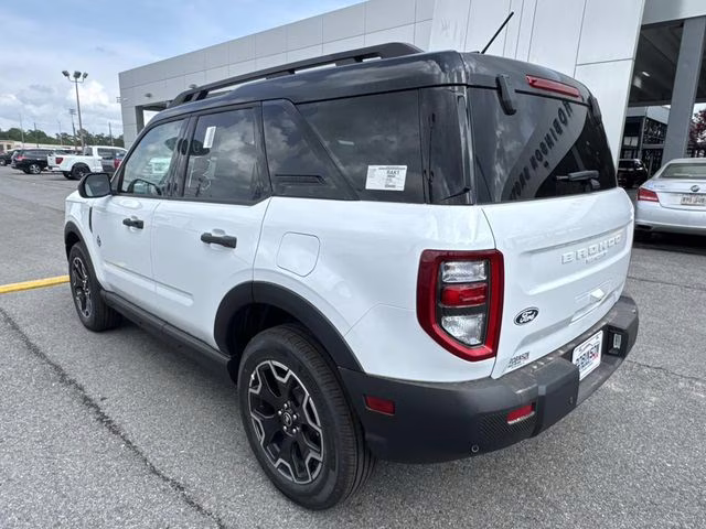 2026 Oxford White Ford Bronco Sport Outer Banks 4X4 SUV