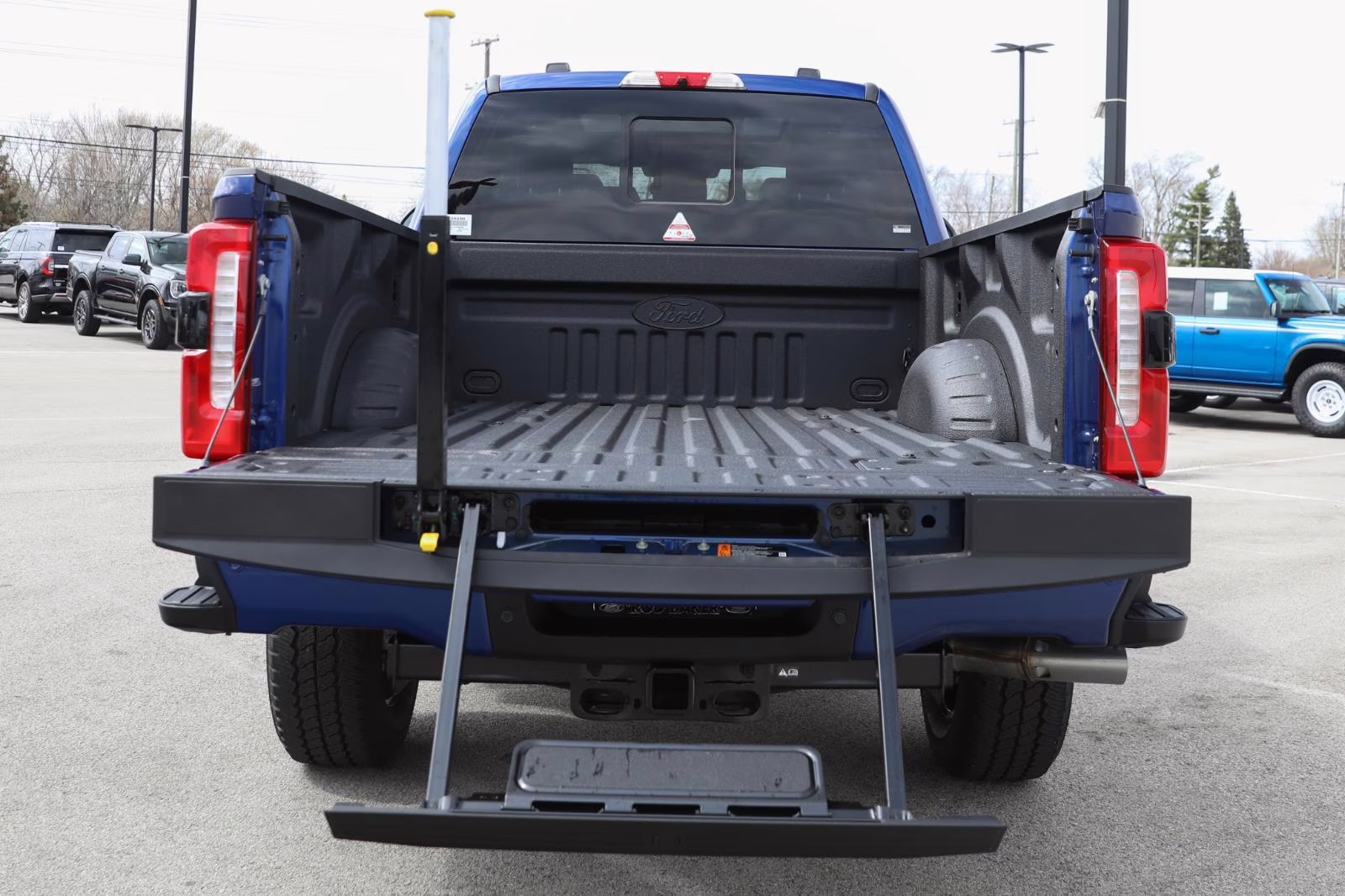 2026 Argon Blue Metallic Ford Super Duty F-250 SRW LARIAT 4X4 Truck