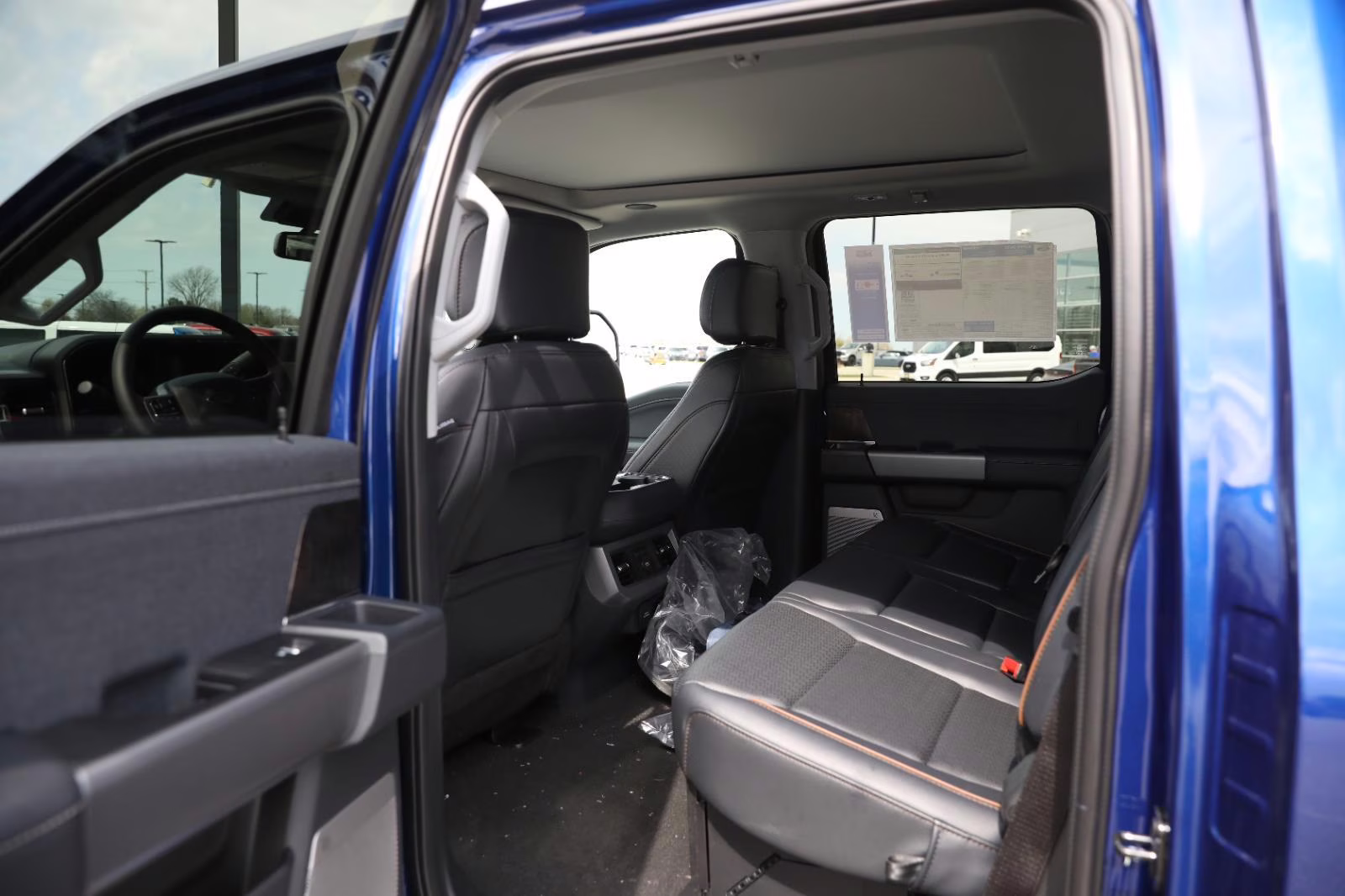 2026 Argon Blue Metallic Ford Super Duty F-250 SRW LARIAT 4X4 Truck