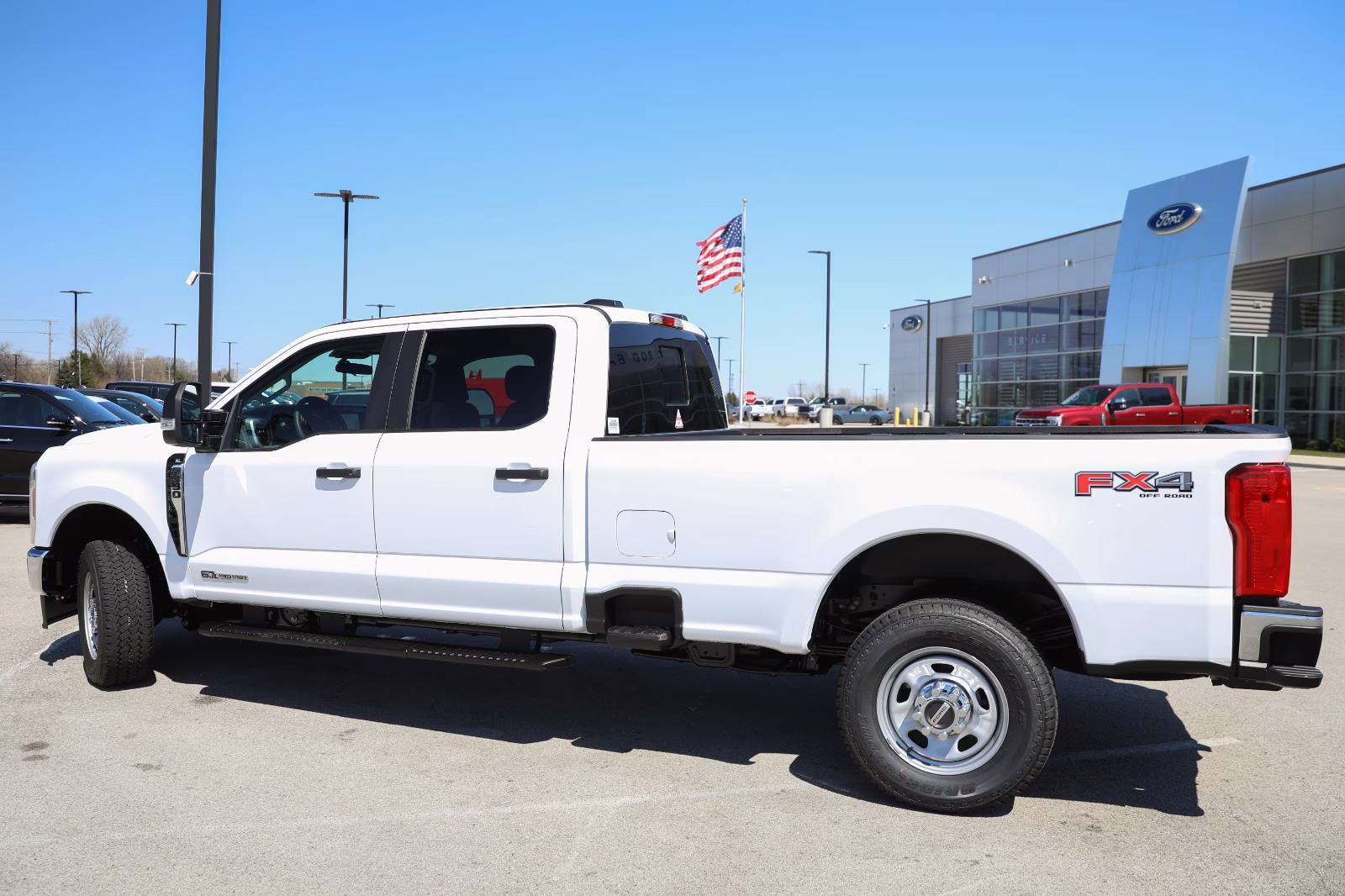 2026 Oxford White Ford Super Duty F-350 SRW XL 4X4 Truck