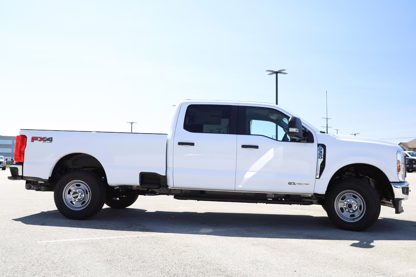 2026 Oxford White Ford Super Duty F-350 SRW XL 4X4 Truck