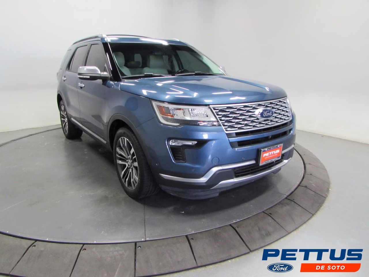 2018 Blue Metallic Ford Explorer Platinum 4X4 SUV
