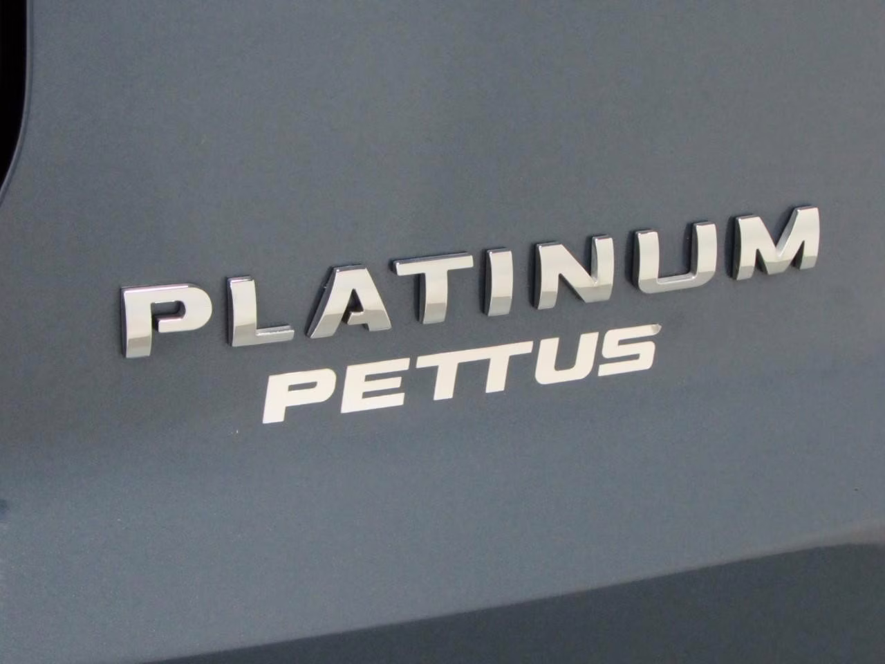 2018 Blue Metallic Ford Explorer Platinum 4X4 SUV