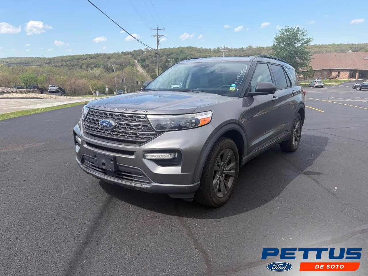2021 GRAY Ford Explorer XLT 4X4 SUV