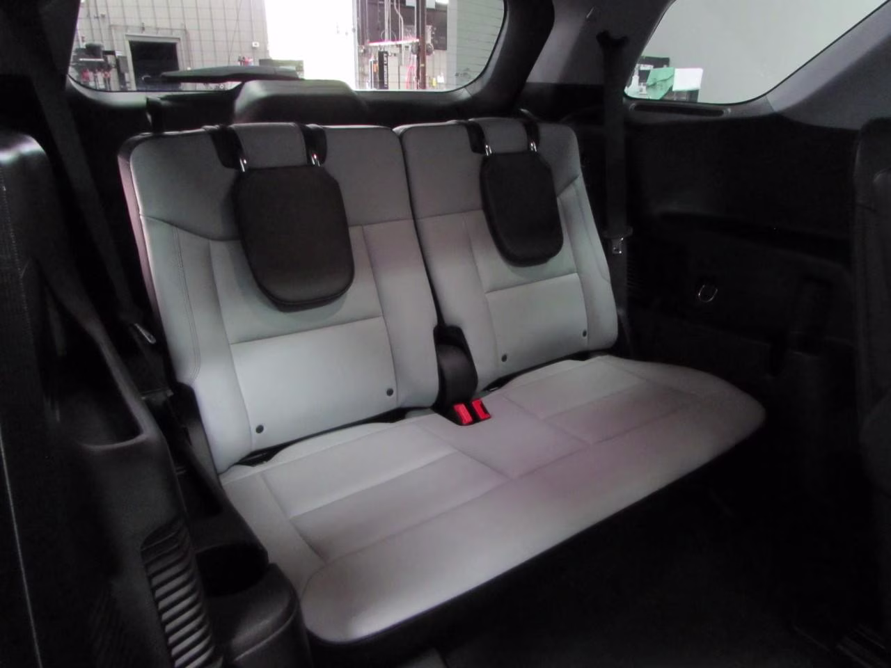 2021 Stone Gray Metallic Ford Explorer XLT 4X4 SUV