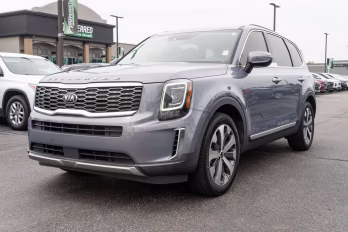 2020 Everlasting Silver Kia Telluride S FWD SUV