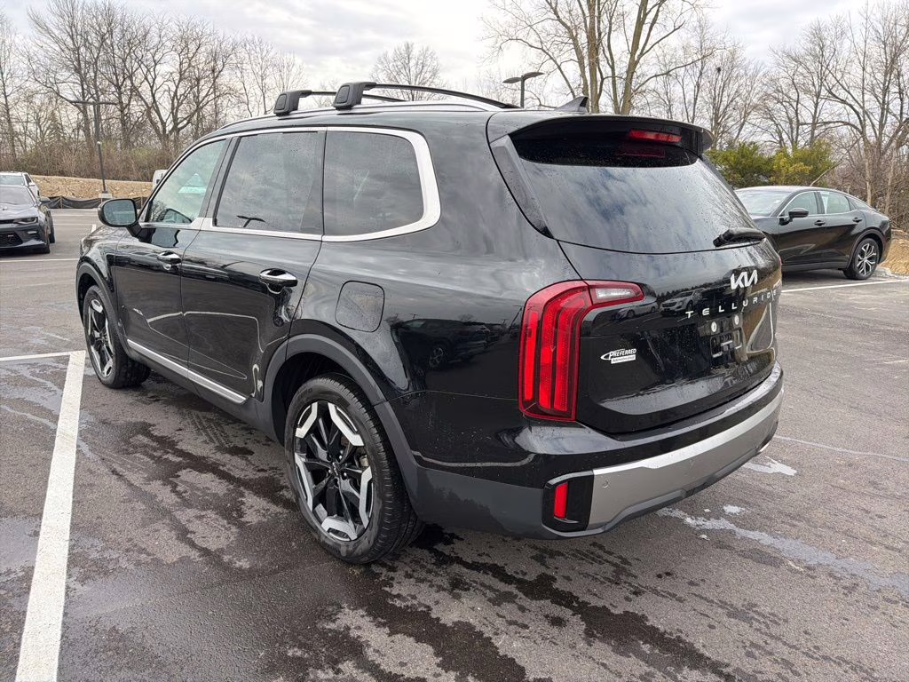 2025 Ebony Black Kia Telluride S AWD SUV