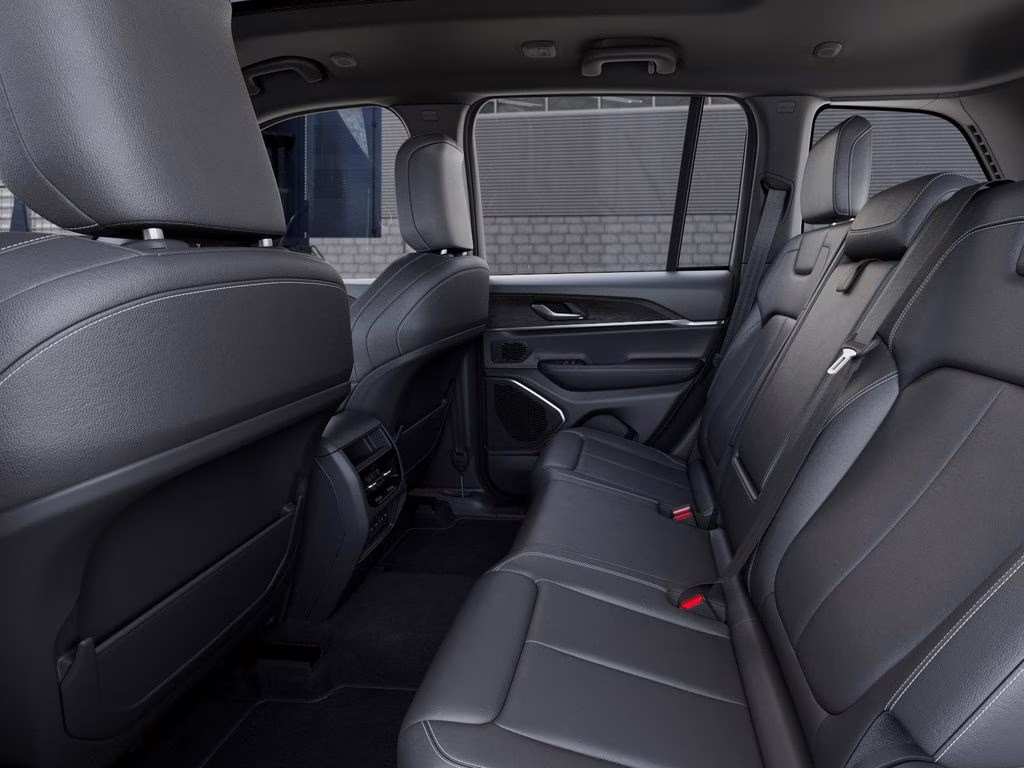 2026 Baltic Gray Metallic Clearcoat Jeep Grand Cherokee Limited RWD SUV