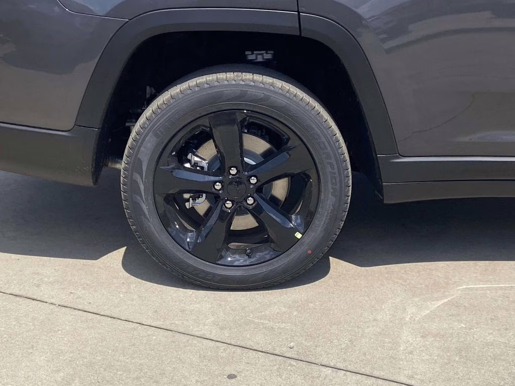 2026 Baltic Gray Metallic Clearcoat Jeep Grand Cherokee L Limited RWD SUV