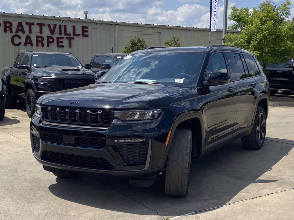 2026 Diamond Black Crystal Pearlcoat Jeep Grand Cherokee L Limited RWD SUV