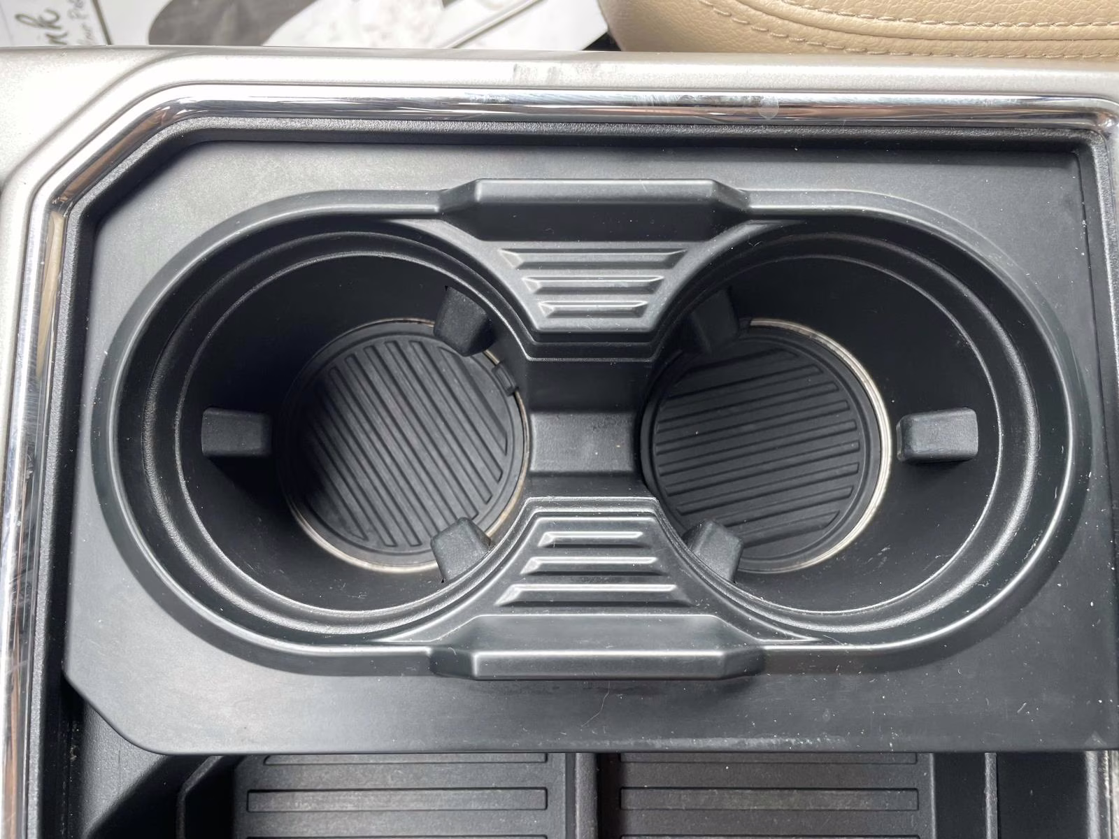 2021 Star White Metallic Tri-Coat Ford F-350SD Lariat 4X4 Truck