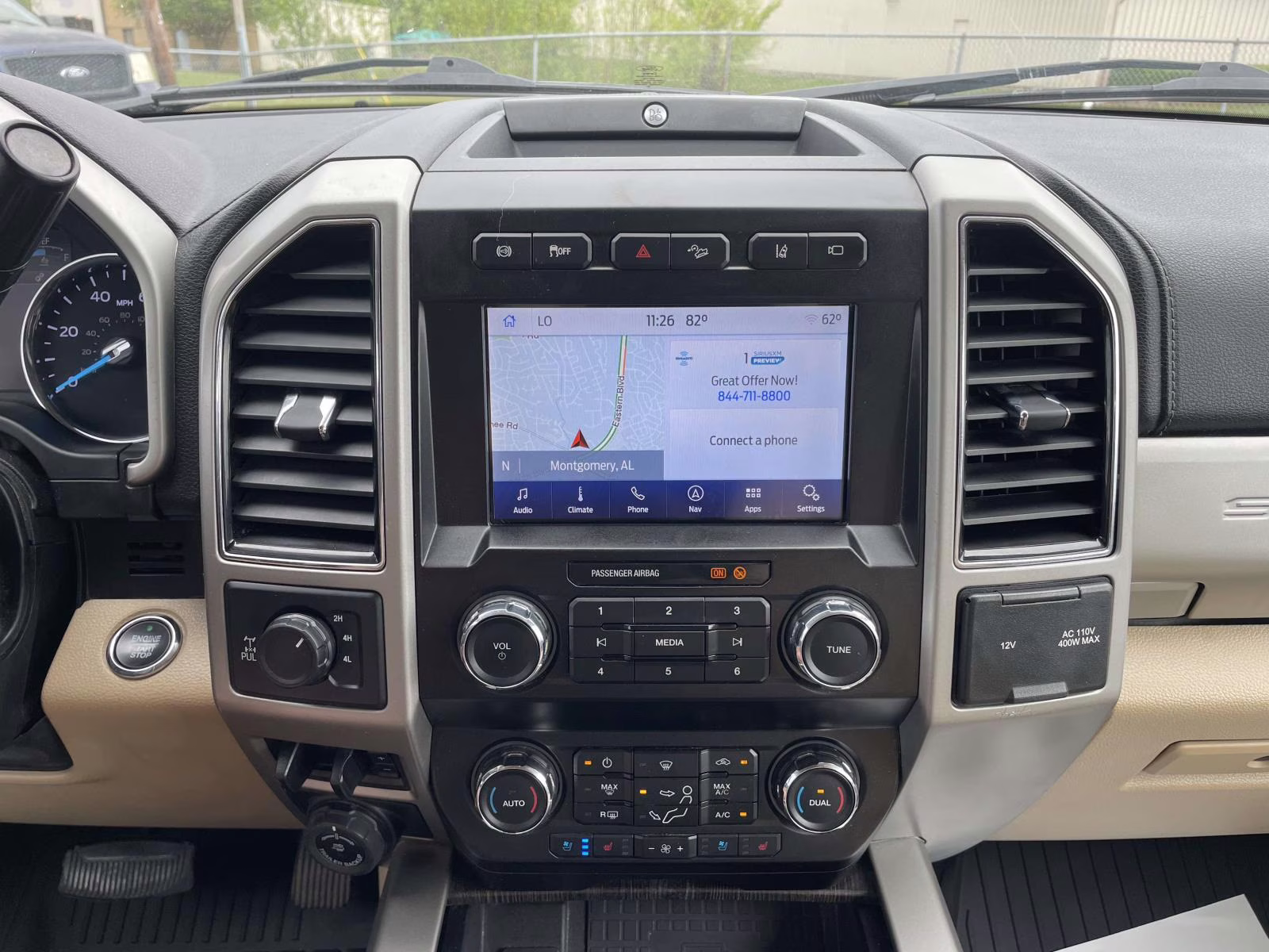 2021 Star White Metallic Tri-Coat Ford F-350SD Lariat 4X4 Truck