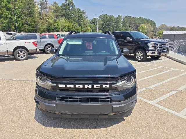 2022 Shadow Black Ford Bronco Sport Outer Banks 4X4 SUV