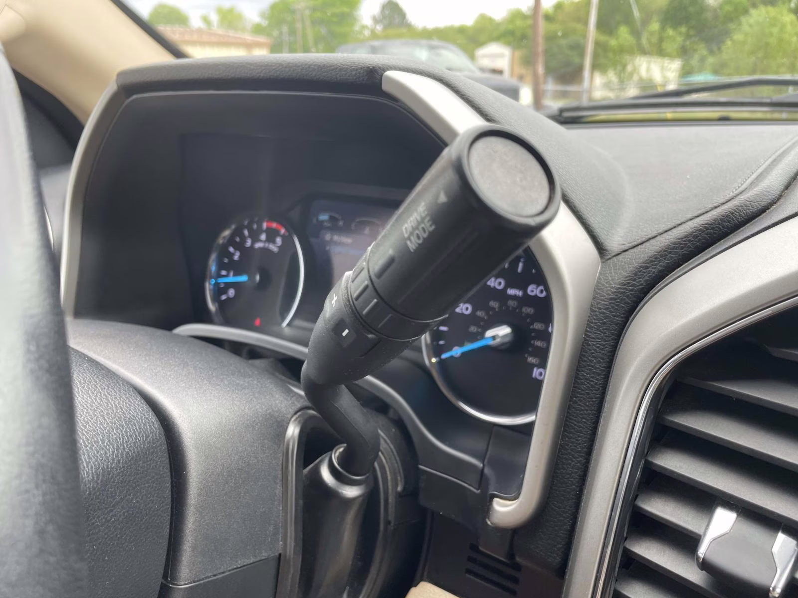 2021 Star White Metallic Tri-Coat Ford Super Duty F-350 SRW Lariat 4X4 Truck