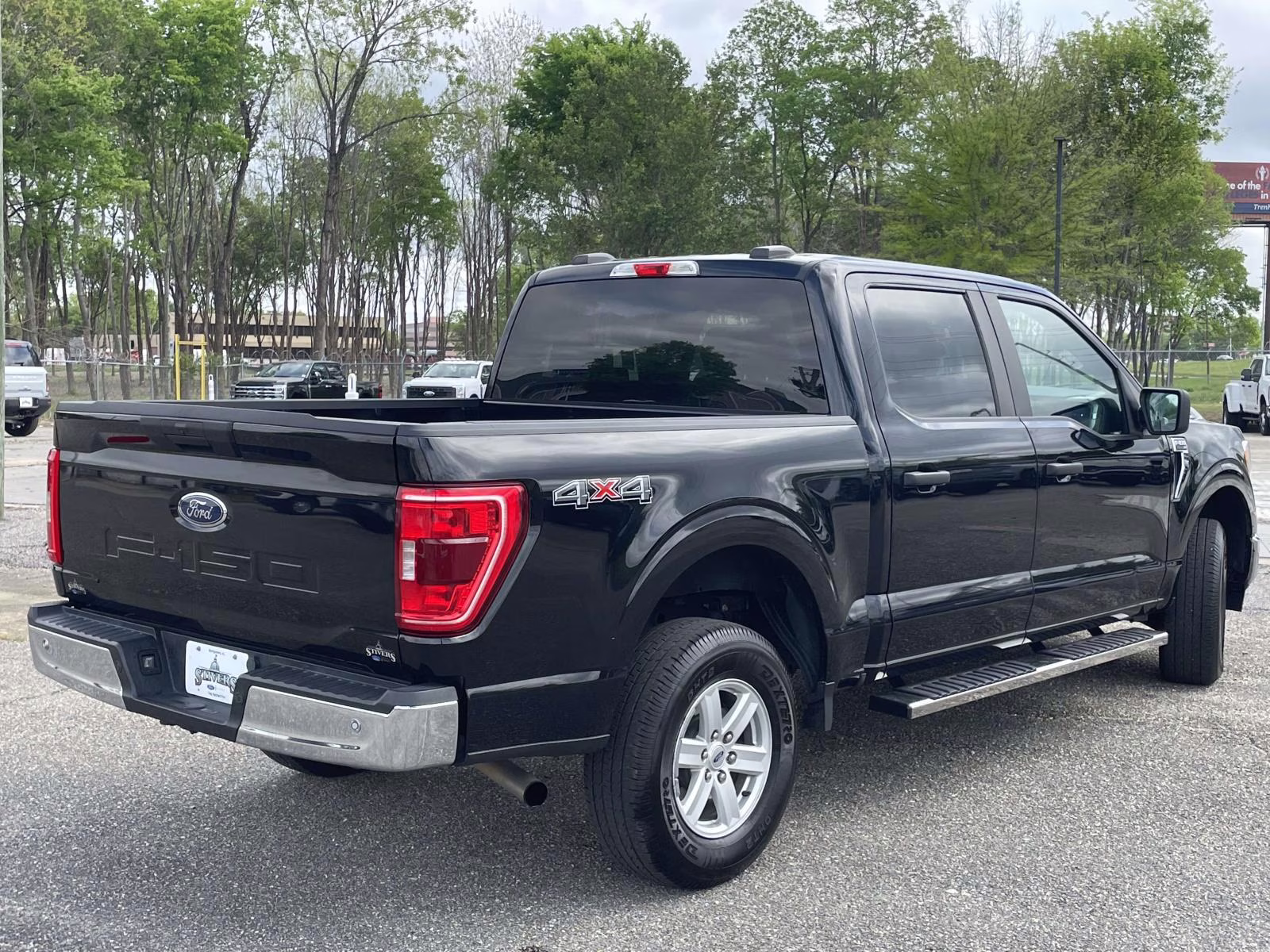 2021 Agate Black Metallic Ford F-150 XLT 4X4 Truck