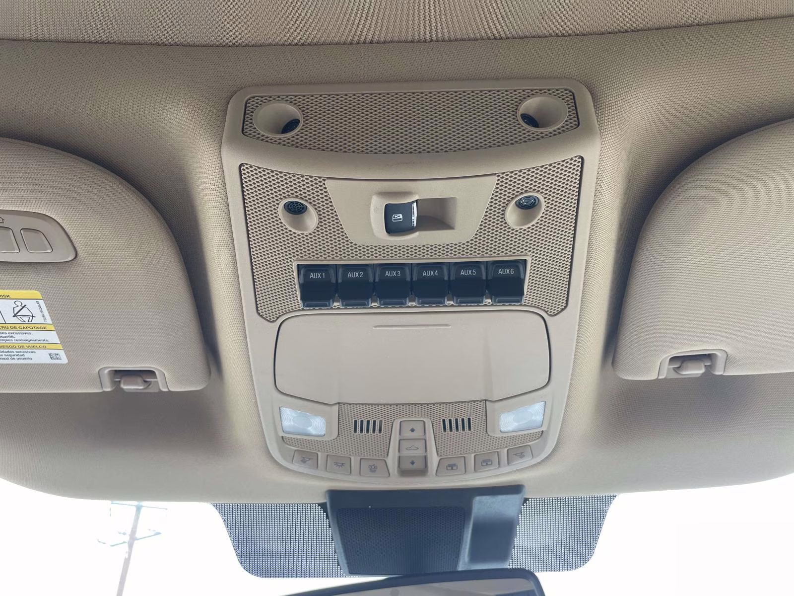 2021 Star White Metallic Tri-Coat Ford Super Duty F-350 SRW Lariat 4X4 Truck