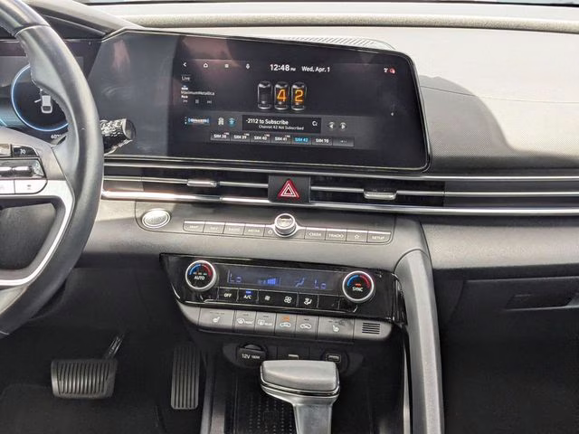 2021 Phantom Black Hyundai Elantra Limited FWD Sedan