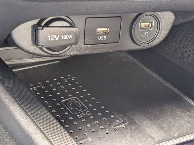 2021 Phantom Black Hyundai Elantra Limited FWD Sedan