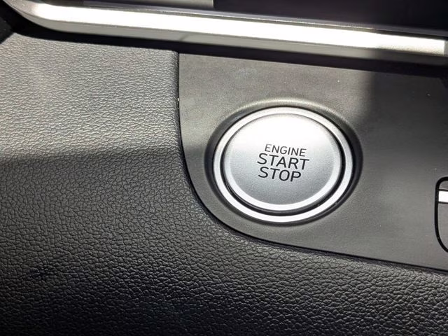 2021 Phantom Black Hyundai Elantra Limited FWD Sedan