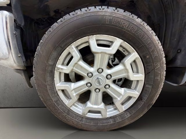 2018 Glacier White Nissan Titan XD SV 4X4 Truck