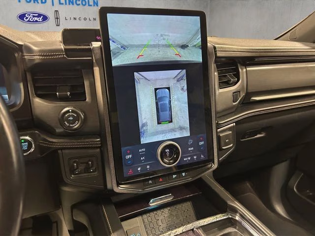 2022 Star White Metallic Tri-Coat Ford Expedition Max Platinum 4X4 SUV