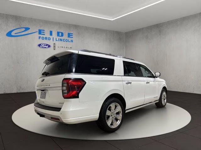 2022 Star White Metallic Tri-Coat Ford Expedition Max Platinum 4X4 SUV