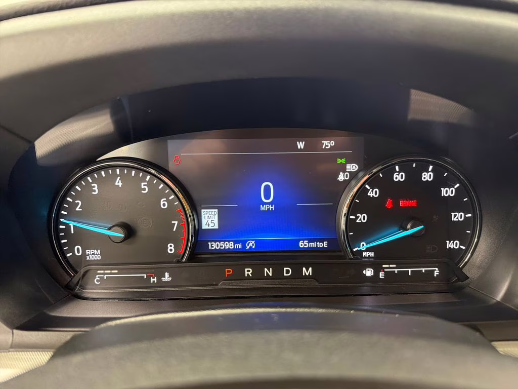 2020 Magnetic Metallic Ford Explorer XLT RWD SUV