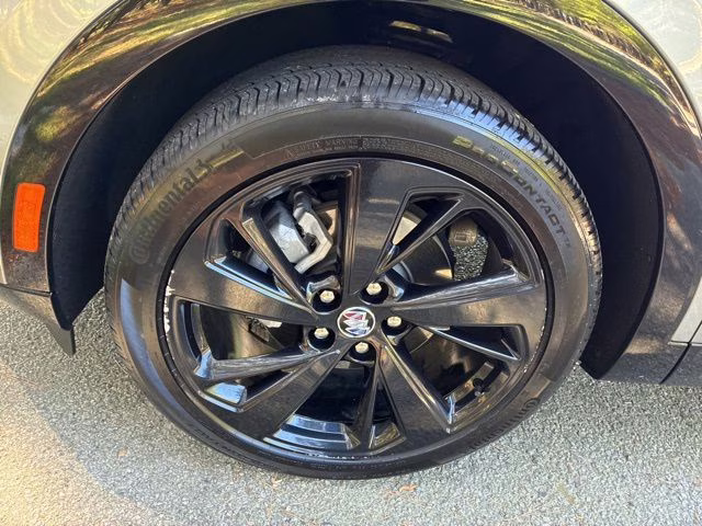 2023 Moonstone Gray Metallic Buick Envision Essence FWD SUV