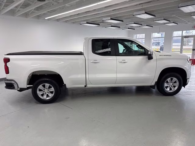 2019 Summit White Chevrolet Silverado 1500 LT 4X4 Truck