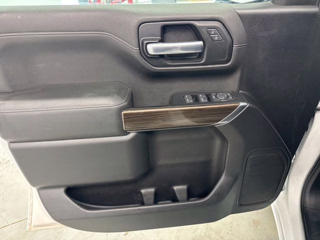 2019 Summit White Chevrolet Silverado 1500 LT 4X4 Truck