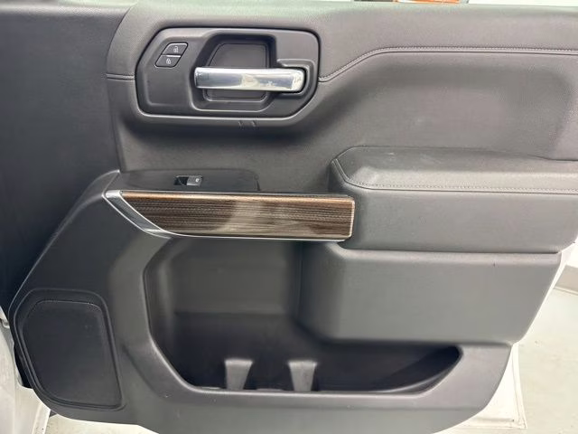 2019 Summit White Chevrolet Silverado 1500 LT 4X4 Truck