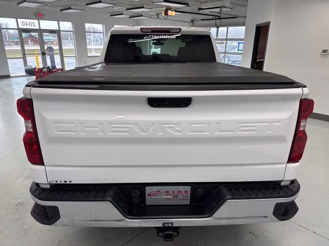 2019 Summit White Chevrolet Silverado 1500 LT 4X4 Truck