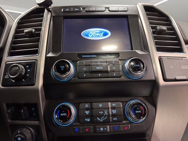 2020 Star White Metallic Tri-Coat Ford Super Duty F-250 SRW Platinum 4X4 Truck