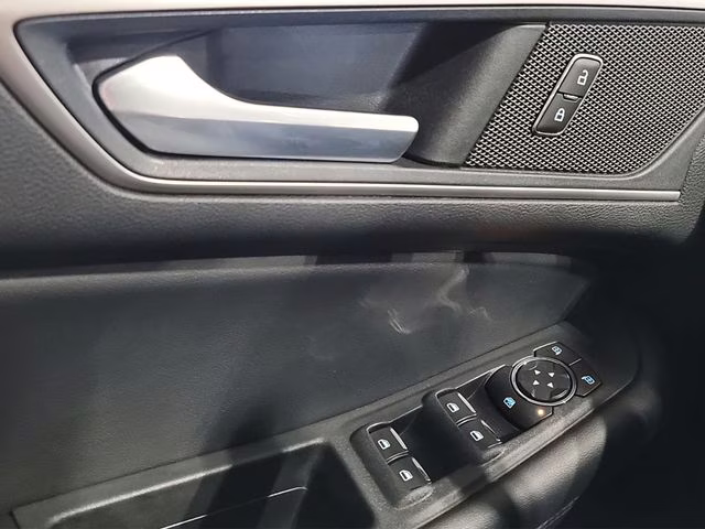 2022 Black Metallic Ford Edge SEL AWD SUV