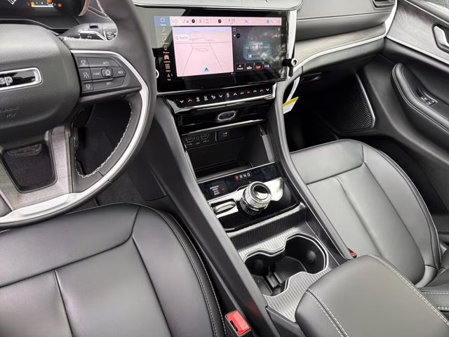 2026 Bright White Clearcoat Jeep Grand Cherokee Limited 4X4 SUV