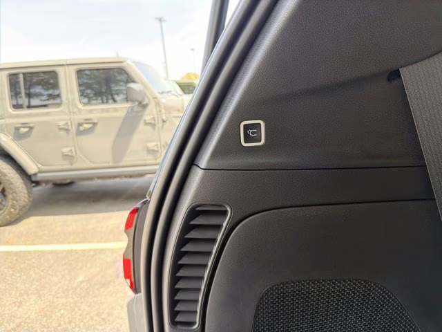 2026 Silver Mist Clearcoat Chrysler Pacifica Pinnacle FWD Van