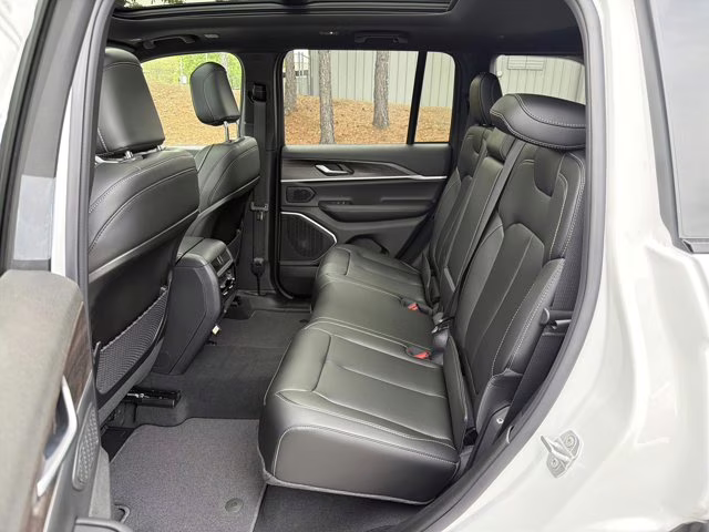 2026 Bright White Clearcoat Jeep Grand Cherokee Limited 4X4 SUV