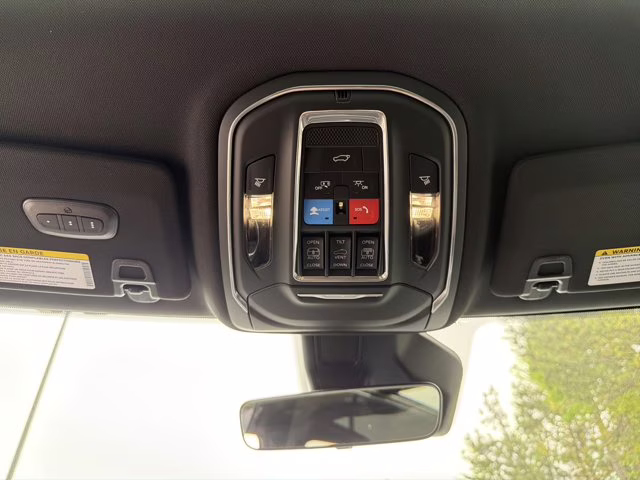 2026 Bright White Clearcoat Jeep Grand Cherokee Limited 4X4 SUV