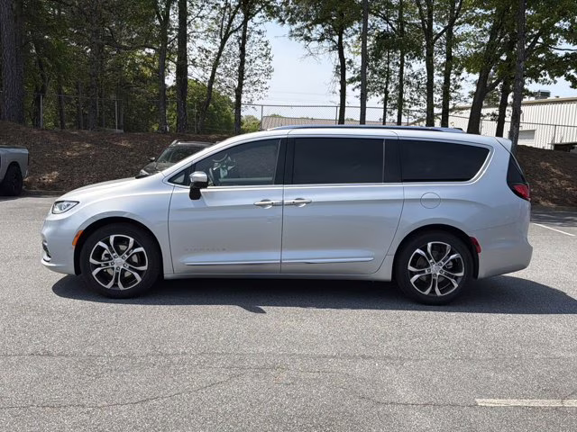 2026 Silver Mist Clearcoat Chrysler Pacifica Pinnacle FWD Van