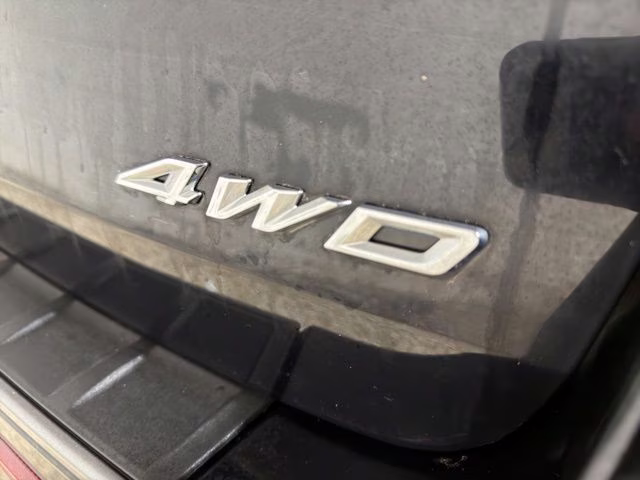 2023 Agate Black Metallic Ford Explorer XLT 4X4 SUV