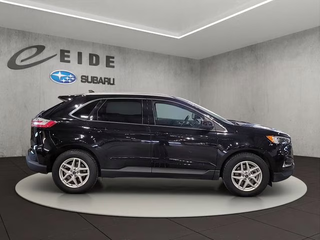 2022 Black Metallic Ford Edge SEL AWD SUV
