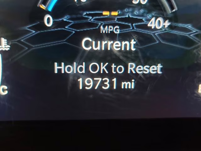 2023 Granite Crystal Metallic Clearcoat Jeep Compass Latitude Lux 4X4 SUV