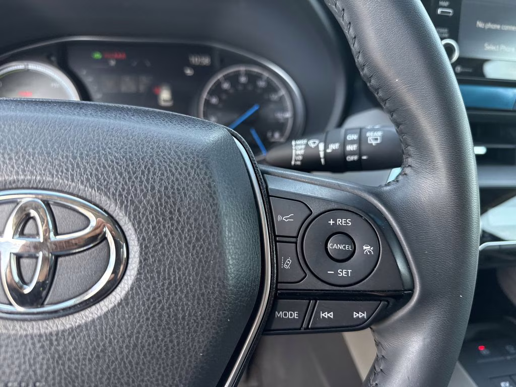 2021 Titanium Glow Toyota Venza XLE AWD SUV